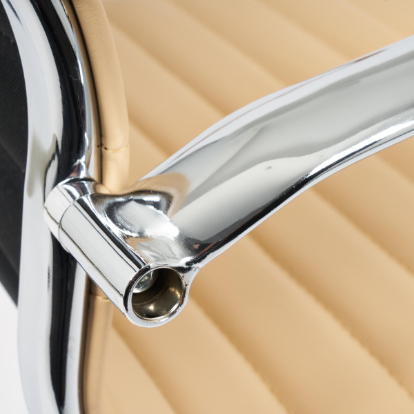 Кресло «Urban Low» (кож/зам, бежевый, 36-34) фото № 11