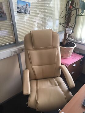 Кресло «Бергамо» (Bergamo) (Искусственная бежевая кожа) в Ростове-на-Дону фото покупателя №1