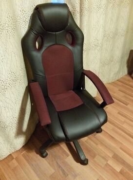Кресло компьютерное «Рейсер СТ» (Racer ST) (Искусственная черная кожа + бордовая сетка) в Ростове-на-Дону фото покупателя №1