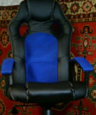 Кресло компьютерное «Рейсер СТ» (Racer ST) (Искусственная чёрная кожа + синяя сетка) в Ростове-на-Дону фото покупателя №2