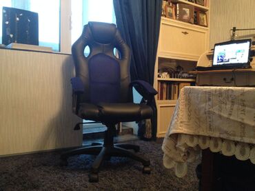 Кресло компьютерное «Рейсер» (Racer) (Искусственная черная кожа + синяя сетка) в Ростове-на-Дону фото покупателя №3